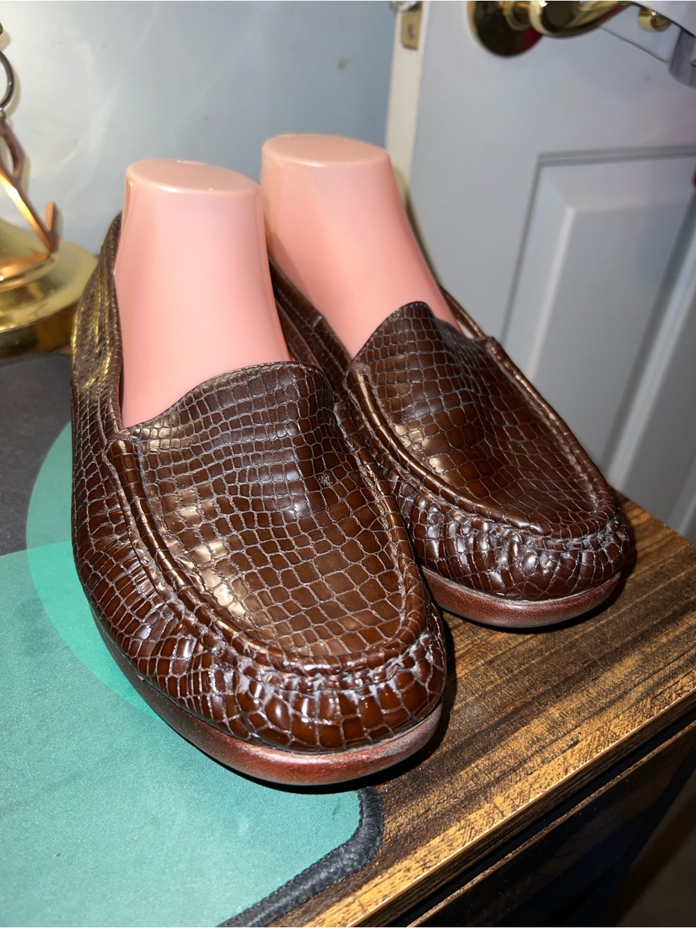 SAS Women's Dark Brown Croc-Embossed Leather Loafers